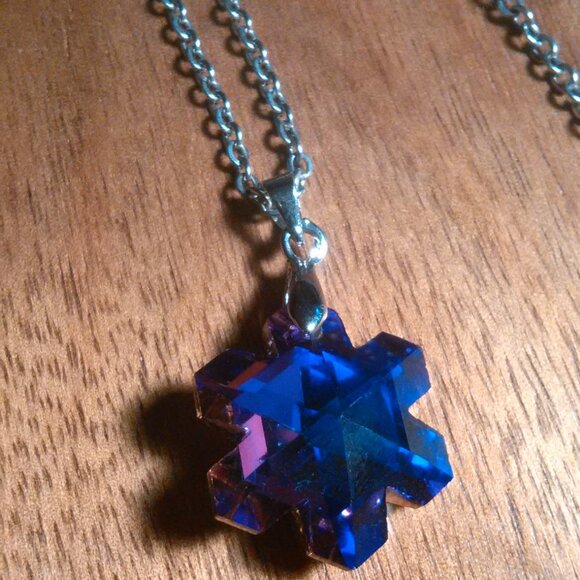 Magic Color Crystal Snowflake Brass Pendant Stainless Steel Necklace - Picture 4 of 16